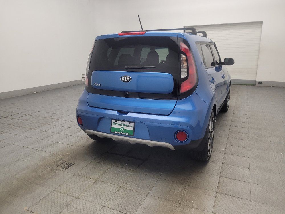 Used 2019 Kia Soul + FWD image 9