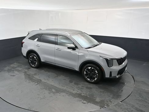 Used 2024 Kia Sorento S w/ Panoramic Sunroof Package AWD/4WD image 33