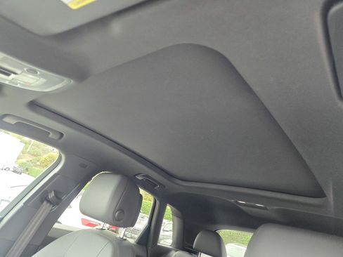 Used 2021 Audi Q3 2.0T Premium image 11