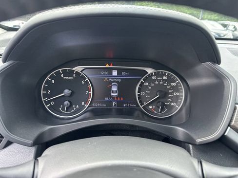 Used 2023 Nissan Altima 2.5 SL FWD image 12