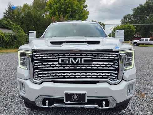 Used 2021 GMC Sierra 2500 Denali w/ Denali Ultimate Package AWD/4WD image 2