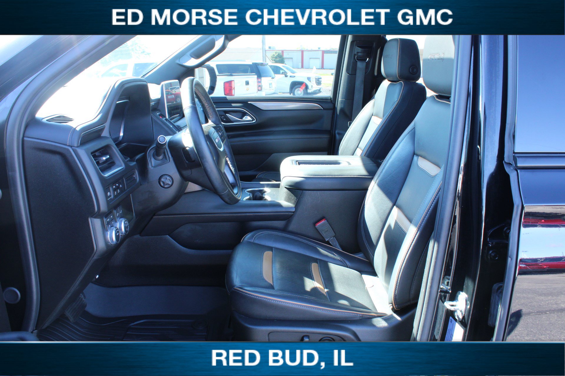 Used 2024 GMC Yukon AT4 AWD/4WD image 7