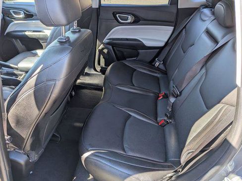 Certified 2022 Jeep Compass Limited AWD/4WD image 22
