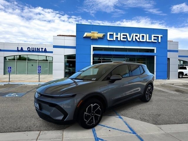 Used 2025 Chevrolet Equinox EV LT FWD image 4