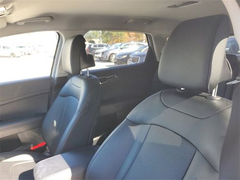 Certified 2023 Kia Sportage EX image 15