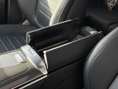 Used 2025 Mercedes-Benz GLC 300 GLC 300 image 39