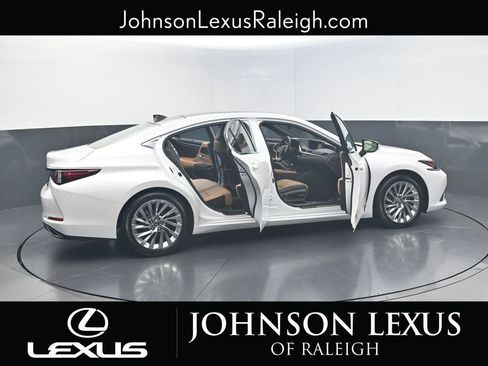 Certified 2021 Lexus ES 350 Ultra Luxury w/ Accessory Package 2 image 23