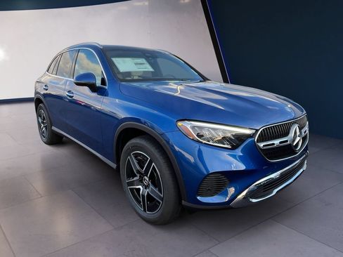 Certified 2026 Mercedes-Benz GLC 300 4MATIC image 4