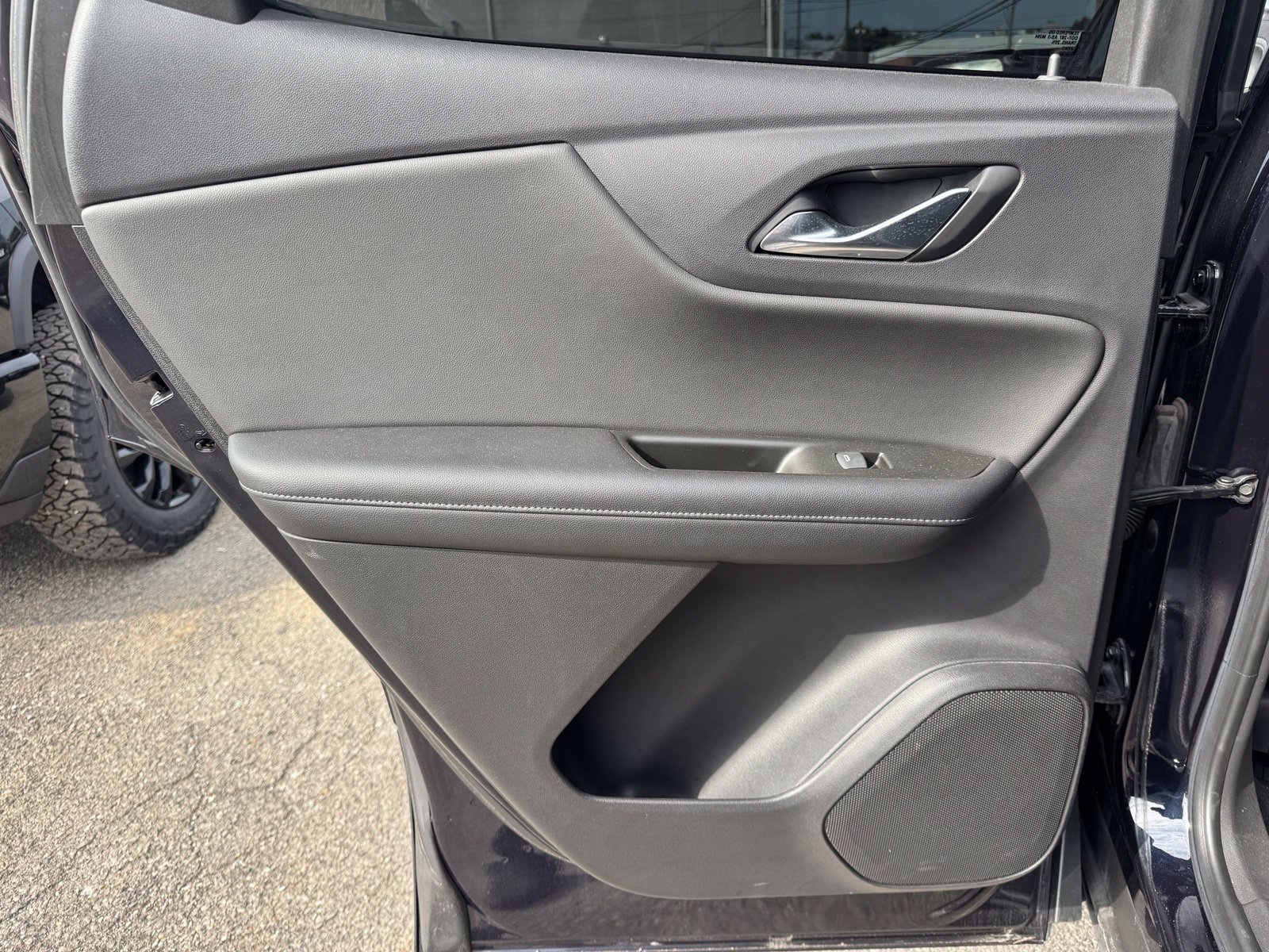 Used 2020 Chevrolet Blazer LT FWD image 20