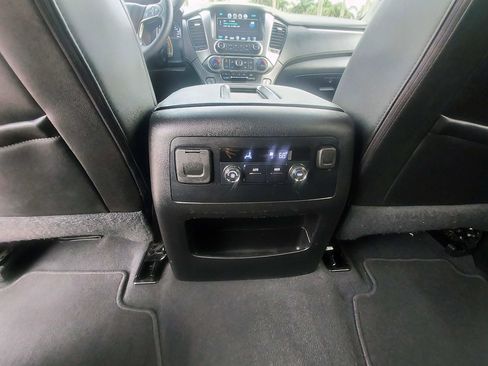 Used 2019 Chevrolet Tahoe LT AWD/4WD image 23