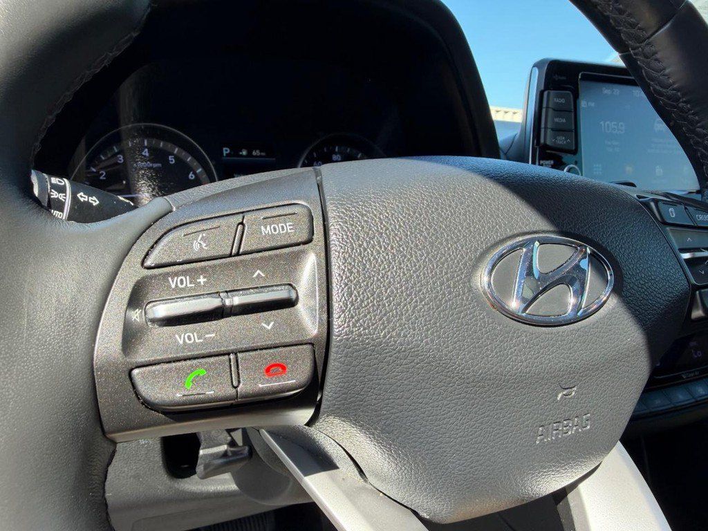 Used 2023 Hyundai Elantra SEL w/ Convenience Package FWD image 76