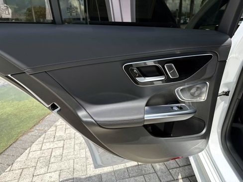 Used 2024 Mercedes-Benz C 300 Sedan image 11