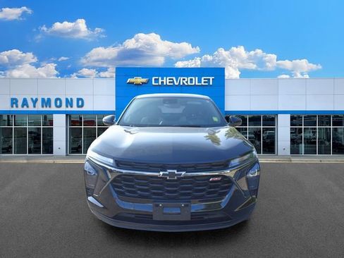 Used 2024 Chevrolet Trax RS w/ Driver Confidence Package FWD image 8