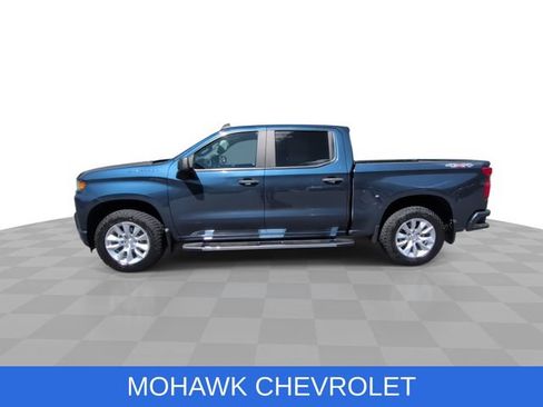 Used 2020 Chevrolet Silverado 1500 Custom w/ Custom Value Package AWD/4WD image 6