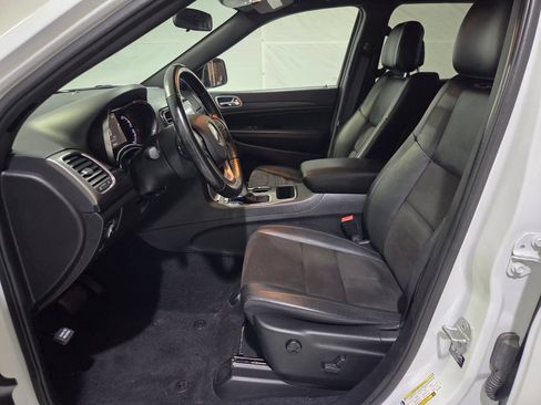 Certified 2021 Jeep Grand Cherokee Laredo X AWD/4WD image 13