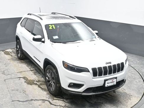 Used 2021 Jeep Cherokee Latitude Lux 80th Anniv w/ Quick Order Package 26U 80TH image 24