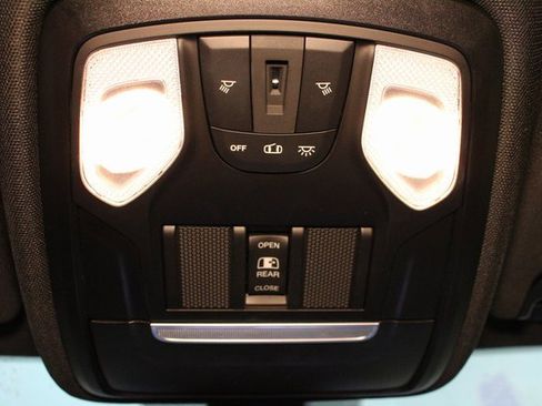 Used 2022 RAM 1500 Big Horn image 28