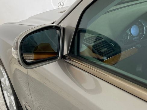 Used 2005 Mercedes-Benz E 500 4MATIC Sedan image 23