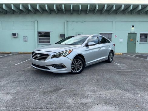 Used 2015 Hyundai Sonata ECO FWD image 2