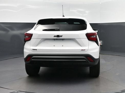New 2026 Chevrolet Trax RS FWD image 6