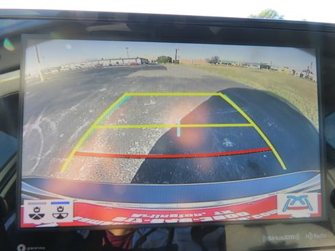 Used 2022 Toyota Camry XLE image 22