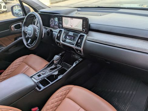 Used 2022 Kia Sorento SX Prestige w/ Rust Color Package image 29