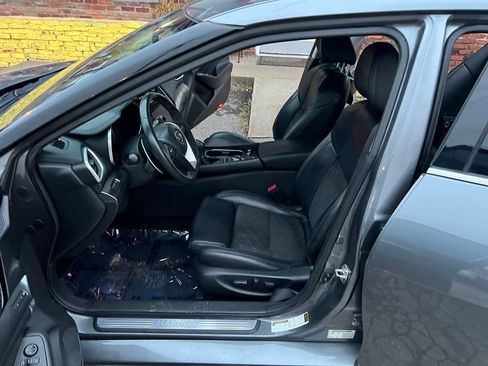 Used 2018 Nissan Maxima SR w/ Midnight Edition image 10