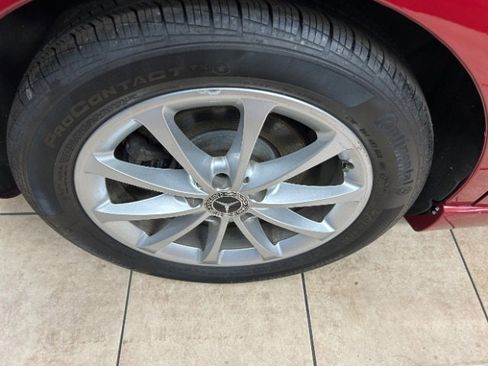 Used 2021 Mercedes-Benz A 220 4MATIC w/ Premium Package image 39