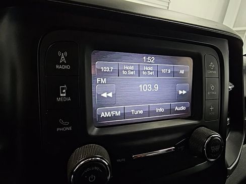 Used 2024 RAM 2500 Tradesman w/ Chrome Appearance Group image 14