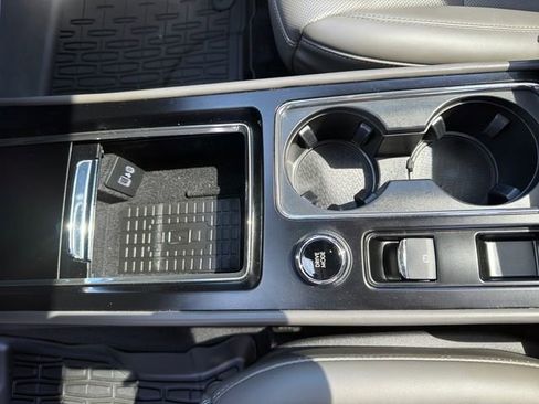 Certified 2024 Lincoln Corsair AWD w/ Equipment Group 101A image 31
