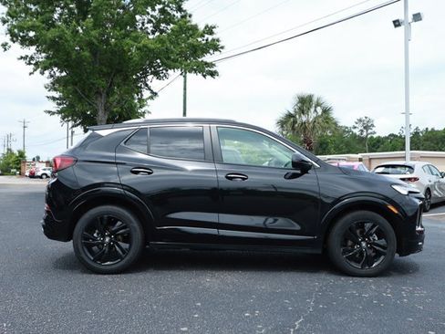 Used 2024 Buick Encore GX Sport Touring FWD image 4