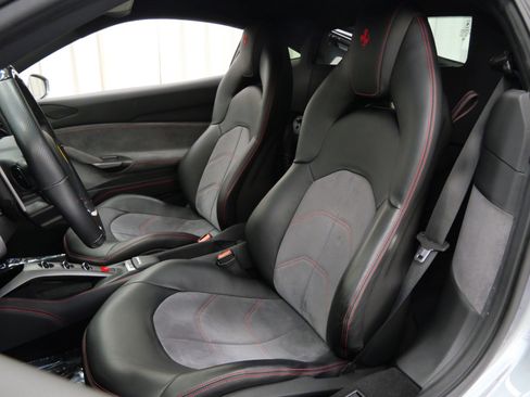 Used 2018 Ferrari 488 GTB image 22