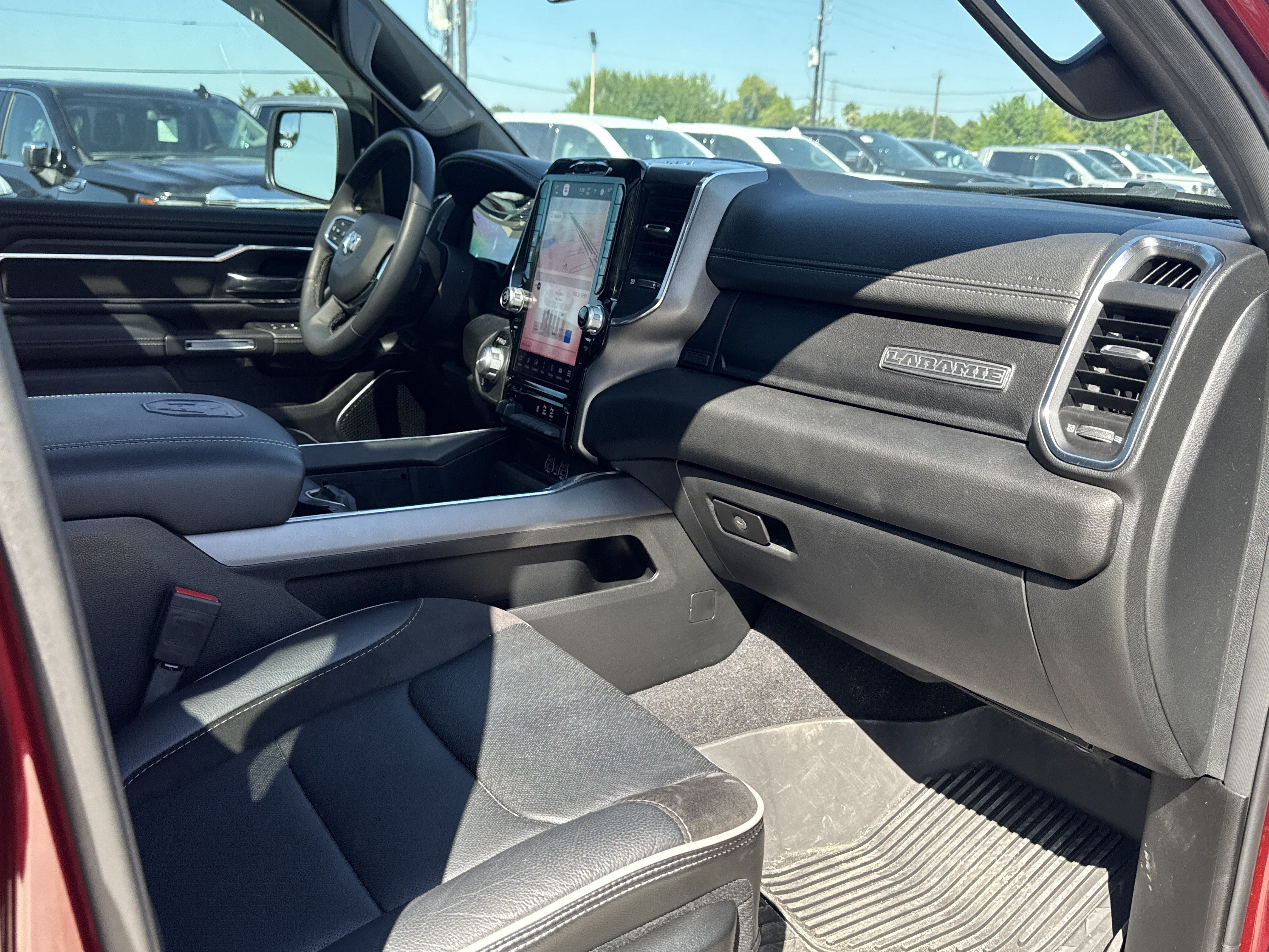 Used 2025 RAM 1500 Laramie w/ Laramie Southwest Edition AWD/4WD image 13