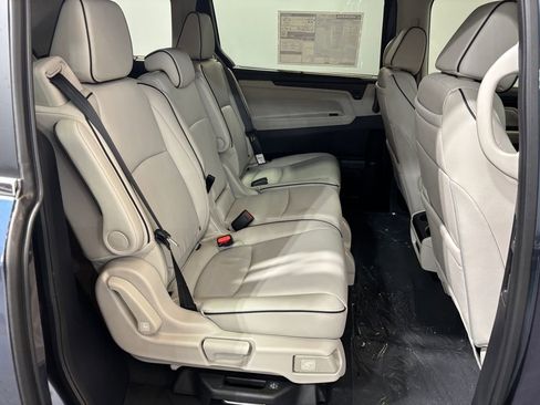 New 2026 Honda Odyssey Touring image 22