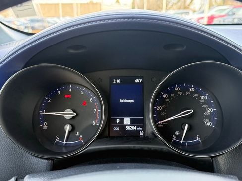 Certified 2022 Toyota C-HR XLE image 30