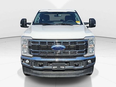 Used 2023 Ford F250 XLT w/ FX4 Off-Road Package image 8