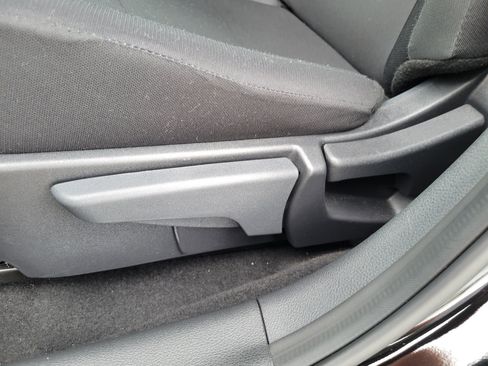 Certified 2025 Nissan Sentra S FWD image 16