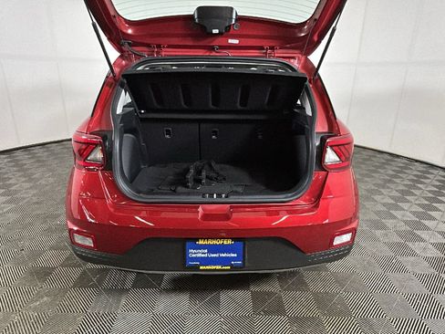 Certified 2023 Hyundai Venue Limited w/ Cargo Package FWD image 28