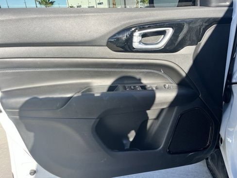 Used 2026 Jeep Compass Latitude w/ Quick Order Package 29K image 7