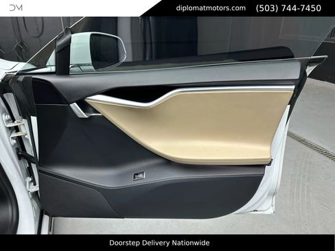 Used 2015 Tesla Model S P85D image 24