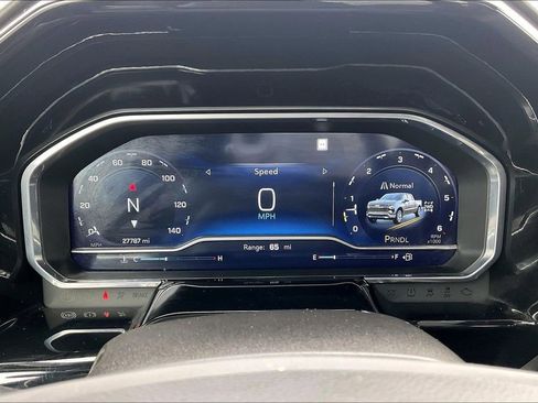 Used 2022 Chevrolet Silverado 1500 LT image 12