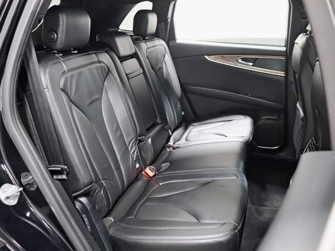 Used 2016 Lincoln MKX Select w/ Climate Package FWD image 25