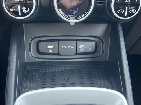 New 2026 Hyundai Venue SEL FWD image 16