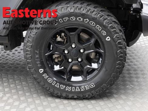 Used 2023 Jeep Wrangler Unlimited w/ Cold Weather Group AWD/4WD image 31