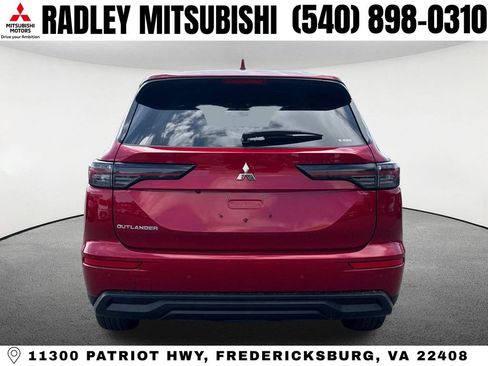 New 2026 Mitsubishi Outlander ES image 19