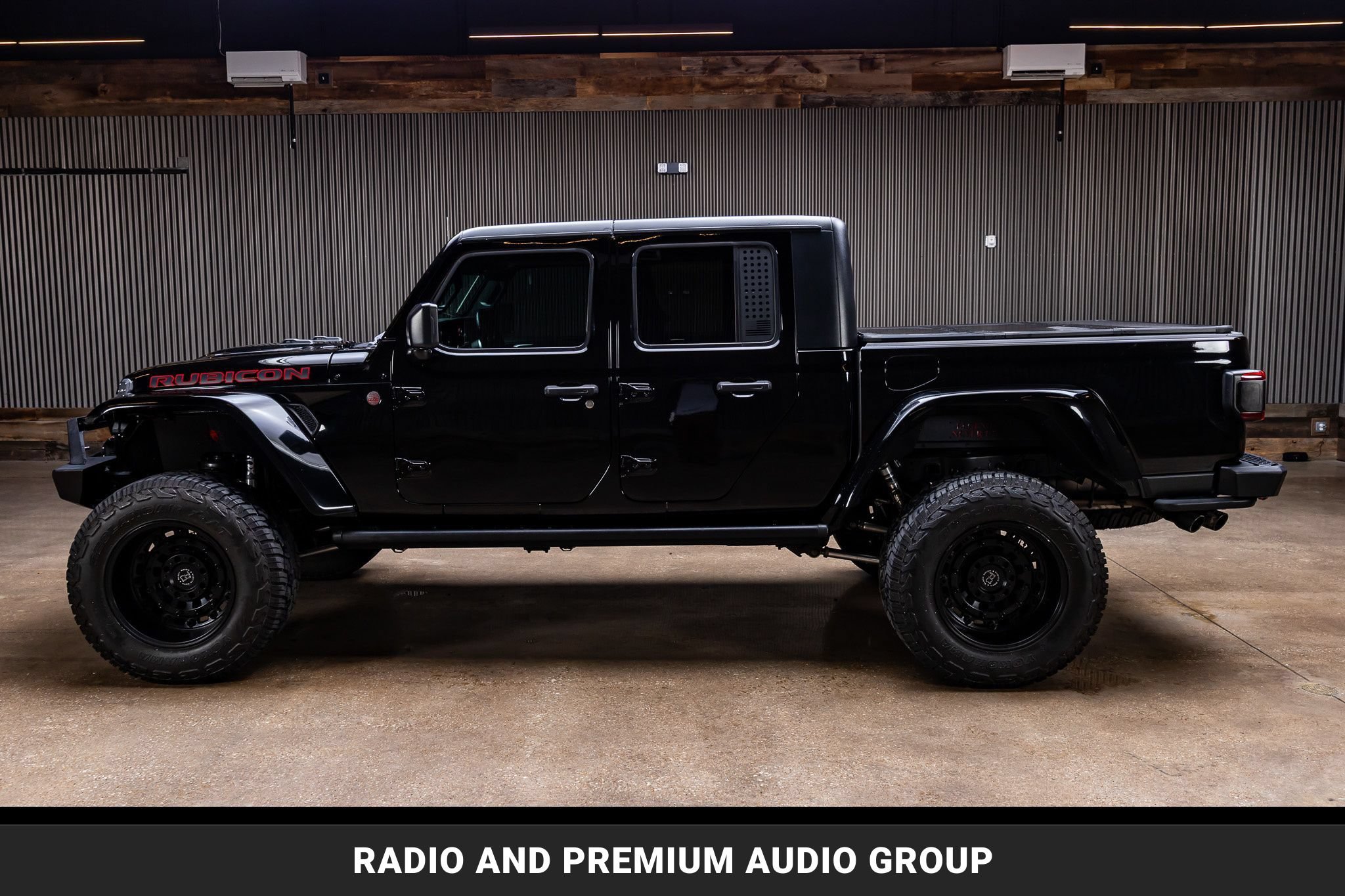 Used 2020 Jeep Gladiator Rubicon AWD/4WD image 5