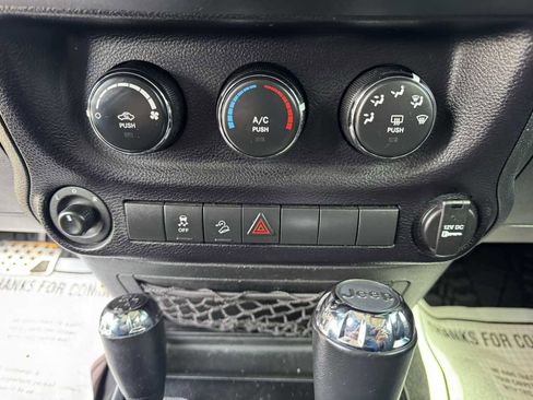 Used 2016 Jeep Wrangler Unlimited Sport w/ Quick Order Package 24S image 22