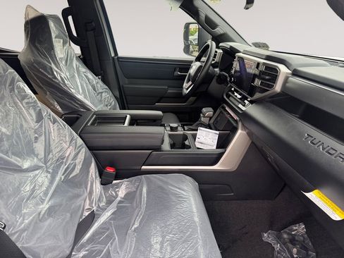 New 2026 Toyota Tundra SR5 AWD/4WD image 15