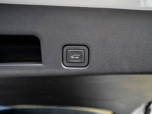 Certified 2024 GMC Acadia Elevation AWD/4WD image 34