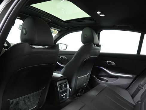 Used 2021 BMW 330e xDrive w/ Convenience Package image 31